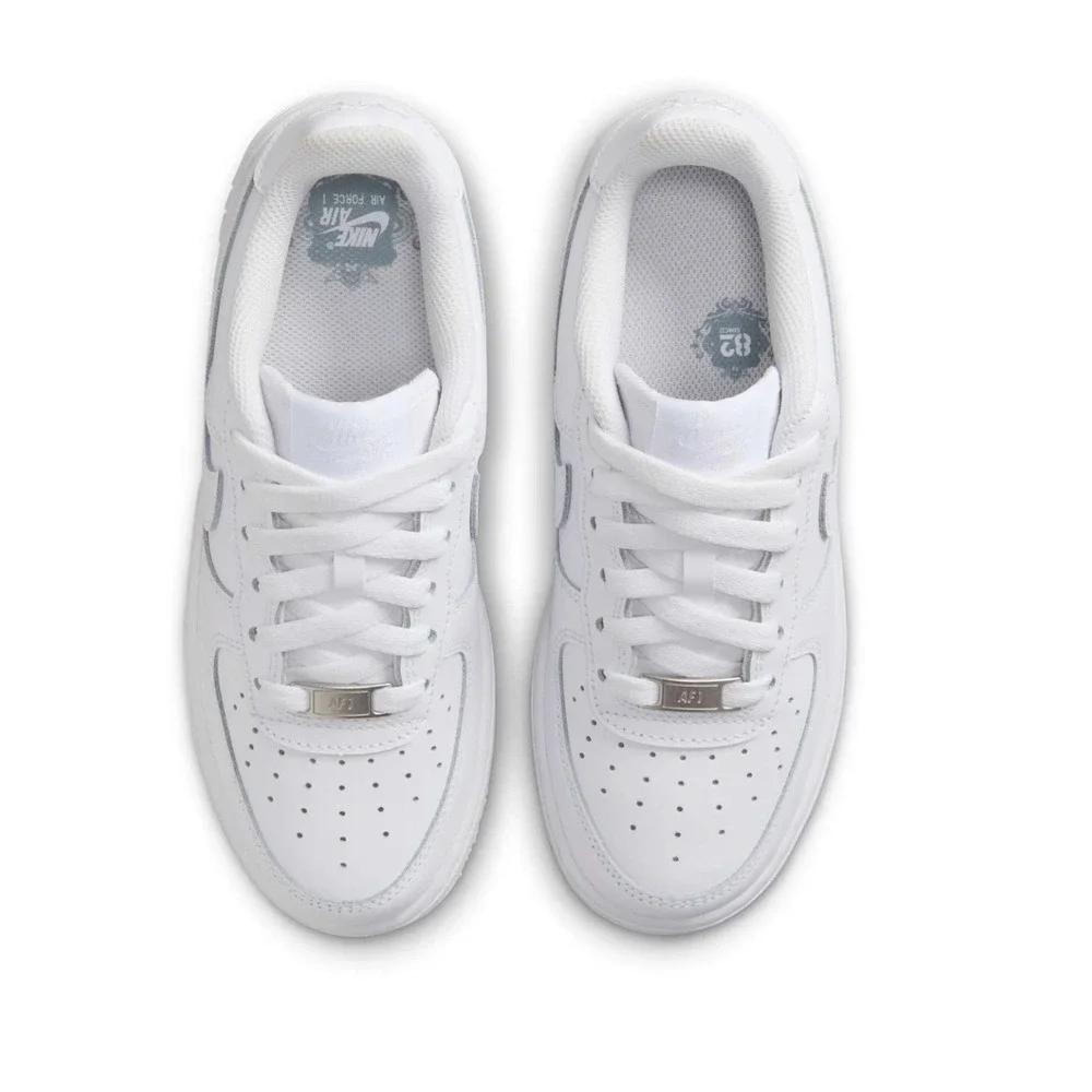 Nike Big Kids Air Force 1 LE Sneakers in White Size‎ 3.5Y FV5951-111